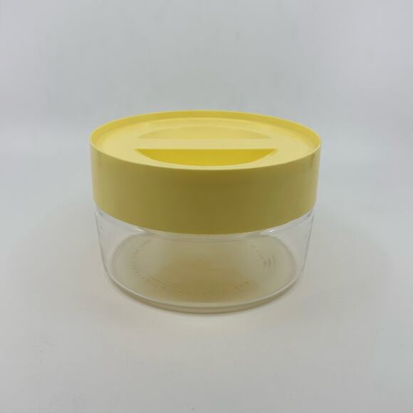 Pyrex Glass Container With Lid Made in USA Storage Kitchen Vintage Jar Glassware - Picture 1 of 4